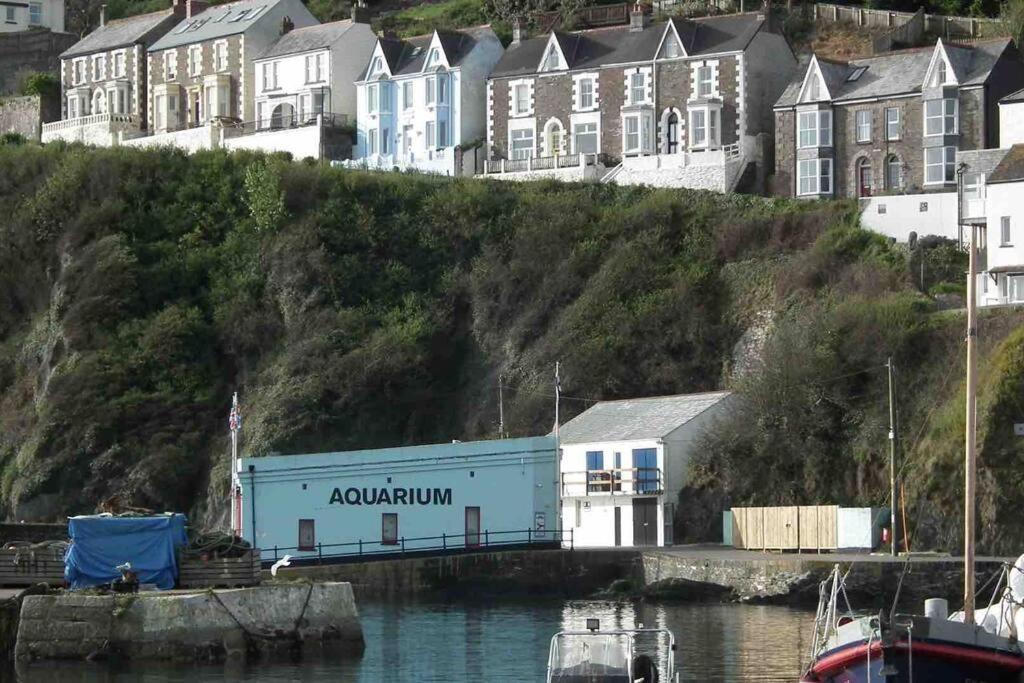 Villa Smugglers View Stunning Harbour And Coast Views à Mevagissey Extérieur photo